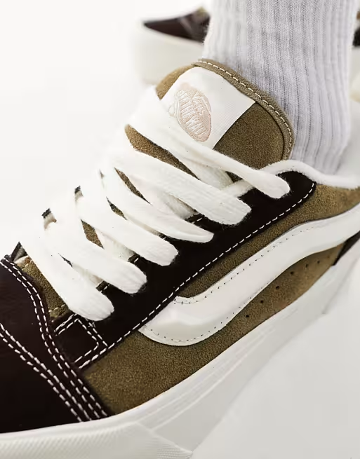 Vans Knu Stack