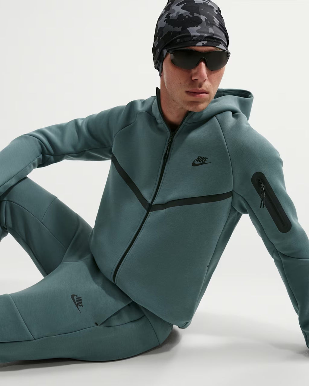 Nike Tech Fleece