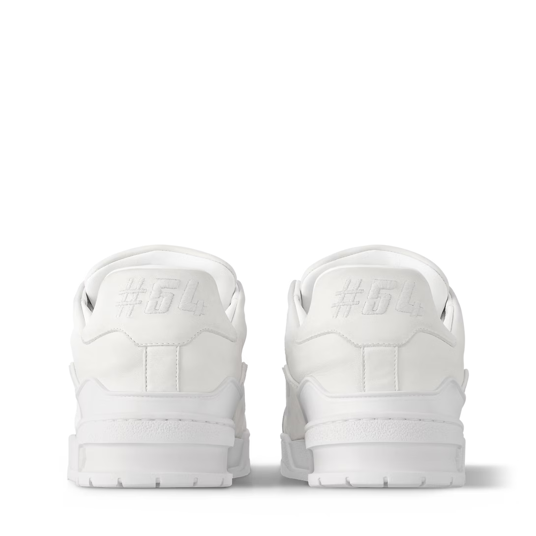 Louis Vuitton Trainer `Distressed White`