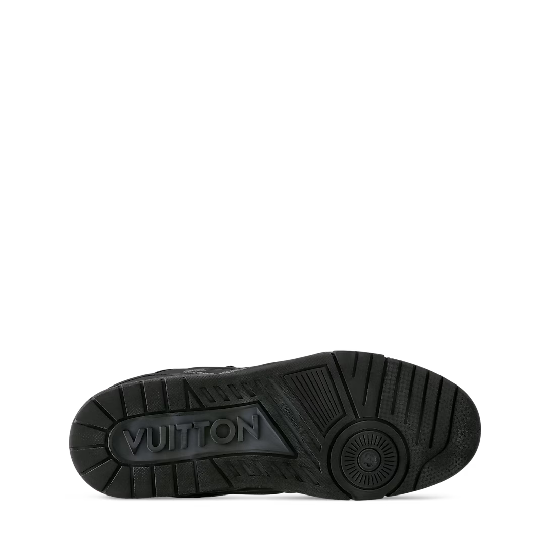 Louis Vuitton Trainer `Distressed Black`