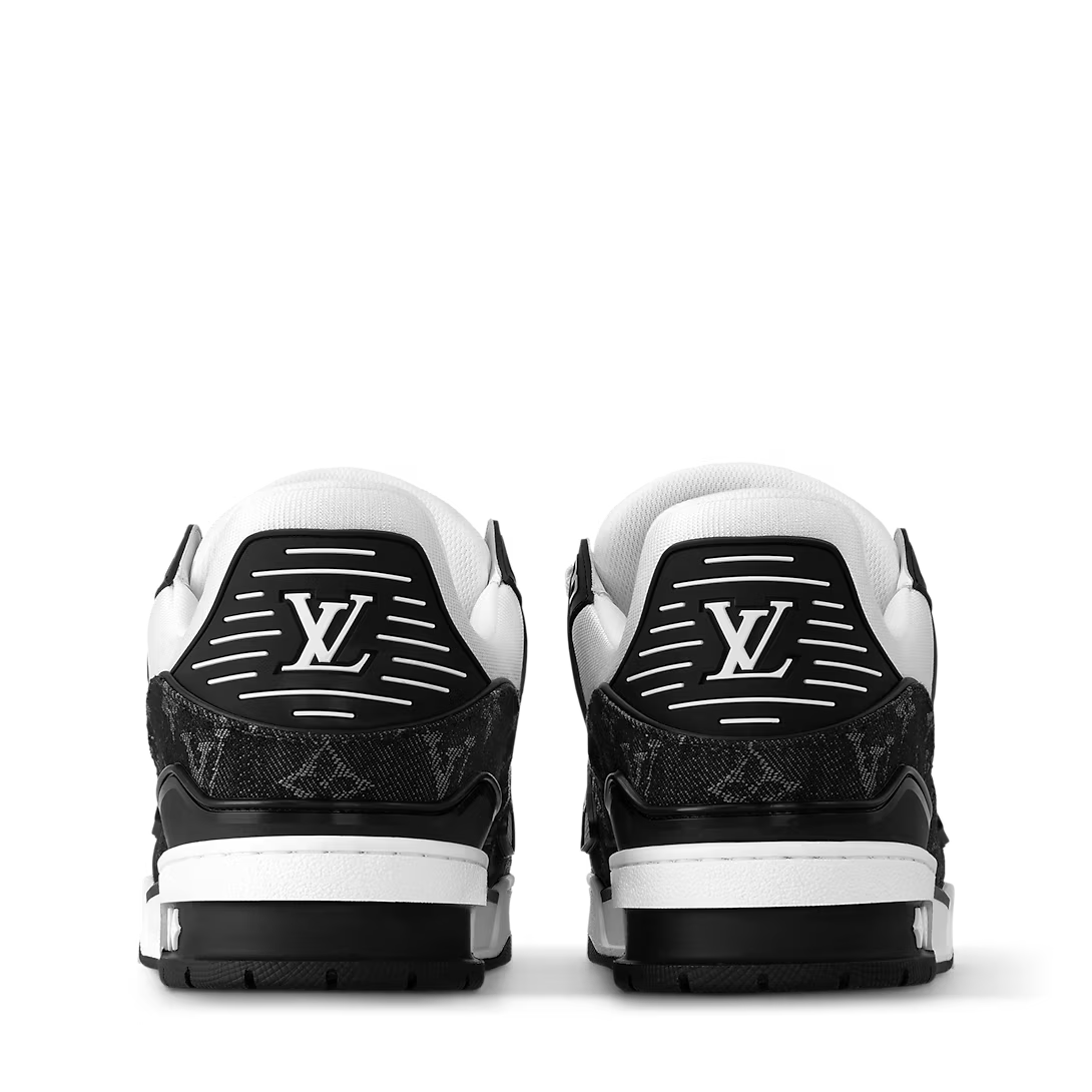 Louis Vuitton Trainer `White Black Monogram`