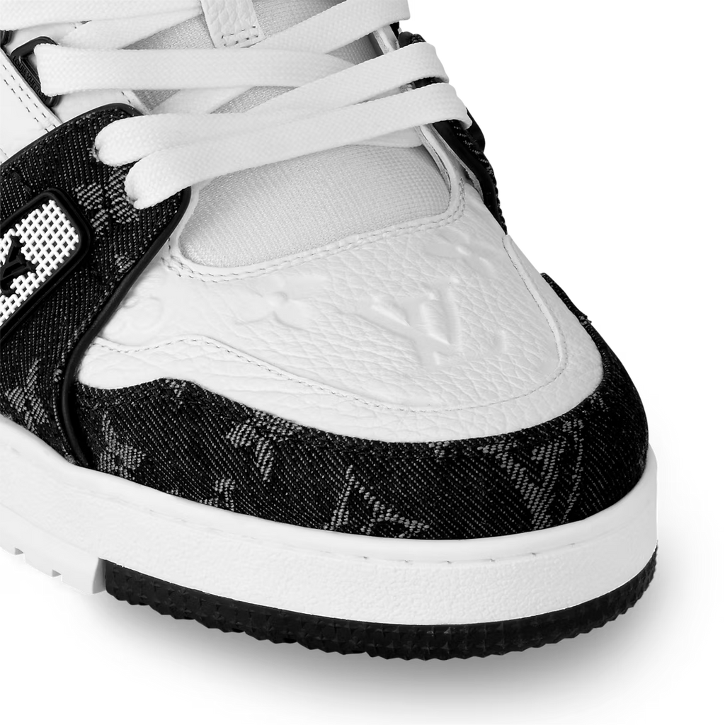 Louis Vuitton Trainer `White Black Monogram`