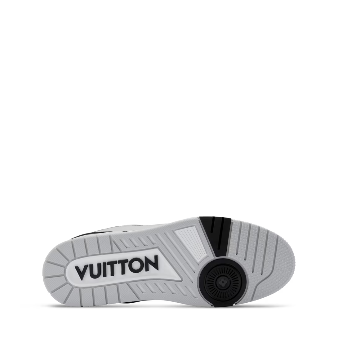 Louis Vuitton Trainer `Black`